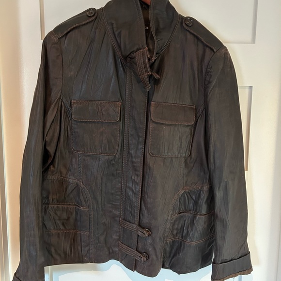 Brown leather jacket - Picture 2 of 4